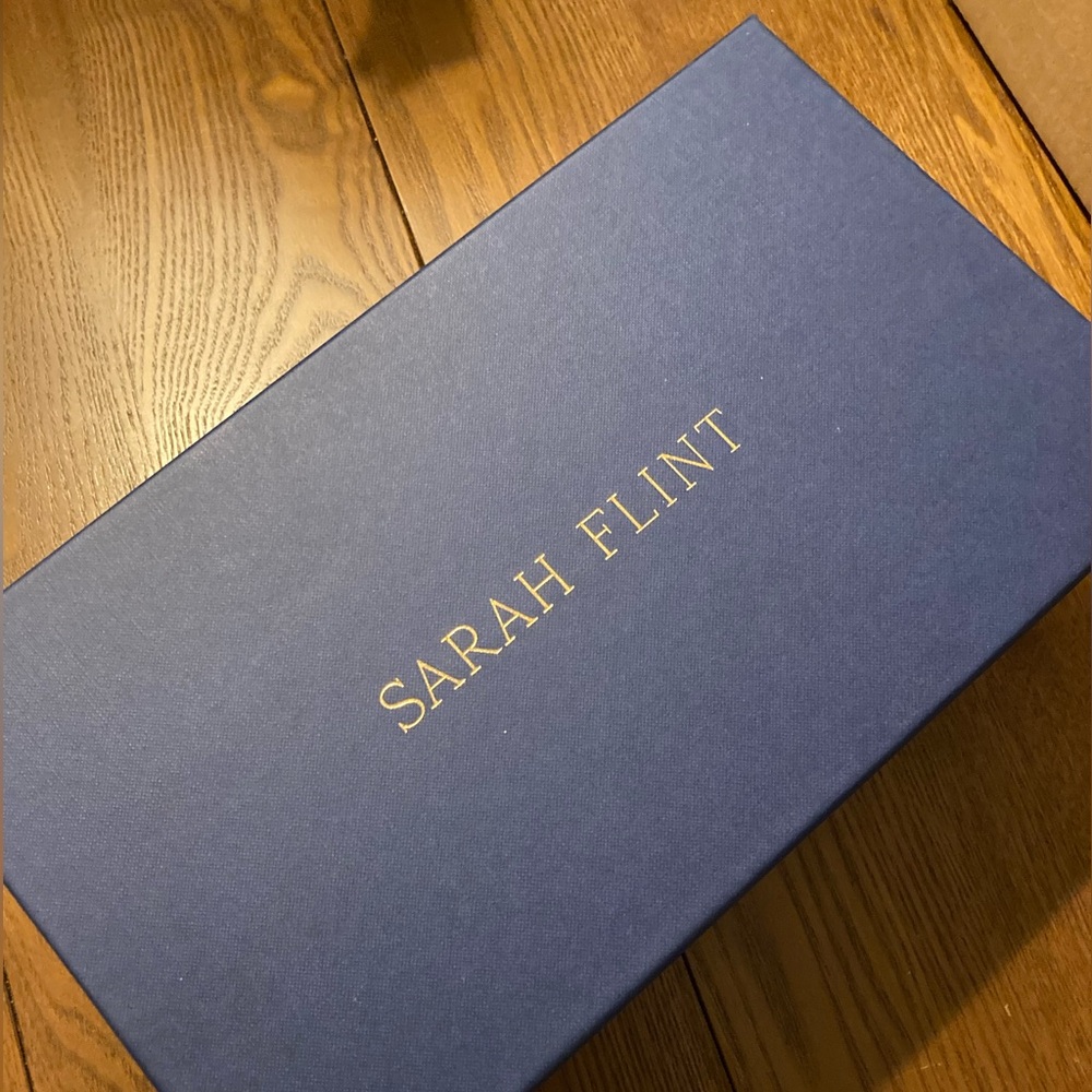 Sarah Flint Natalie Flat - Picture 4 of 11